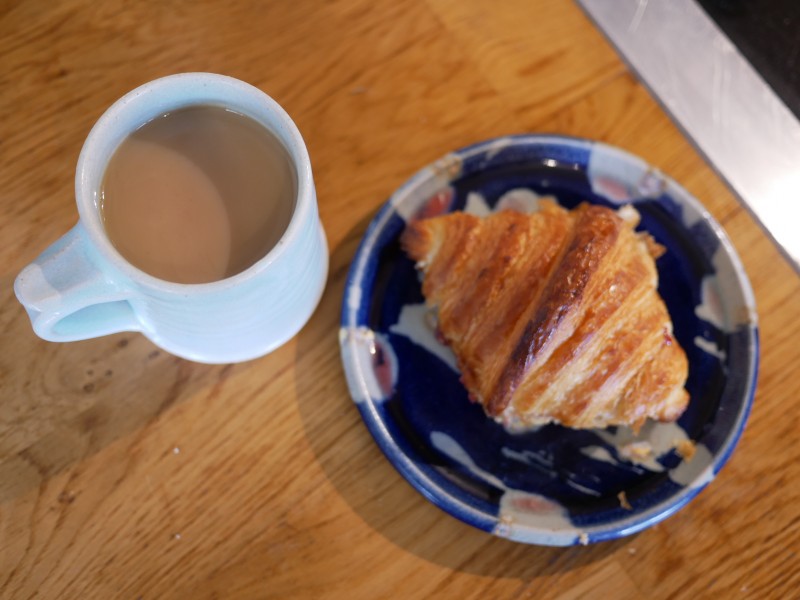 Frozen Bake-at-home Pastry Pack 6 Croissant