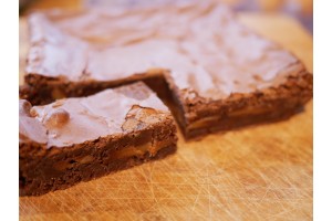 Salted Caramel Brownie Heart (300g) 