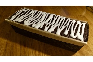 Sticky Black Gingerbread Large Sticky Black Gingerbread Large